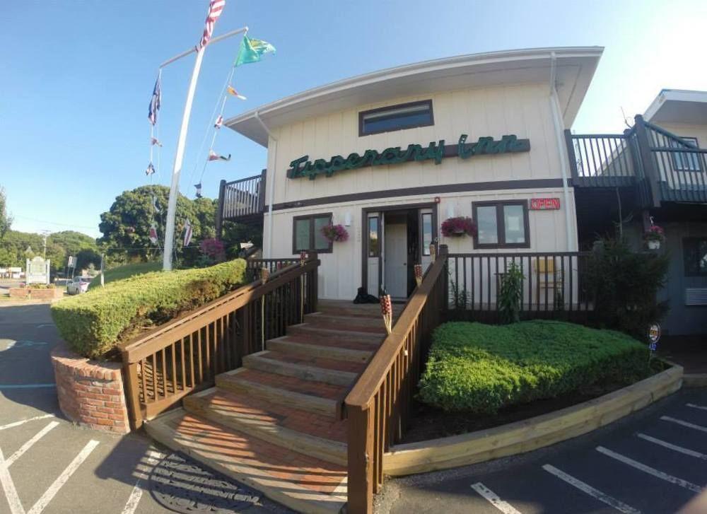 Kenny'S Tipperary Inn Монтоук Екстериор снимка